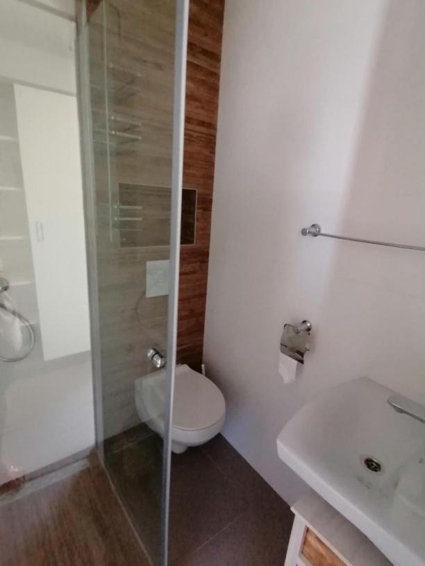 Apartmani Marinovic ポドゥゴラ エクステリア 写真