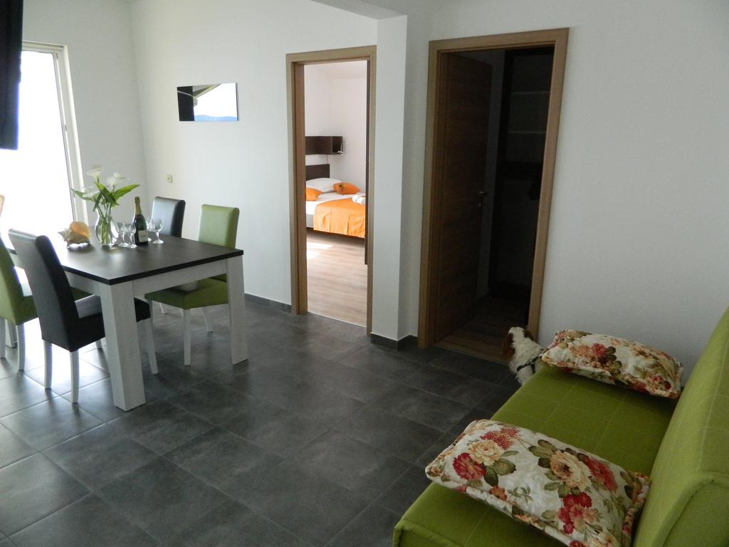 Apartmani Marinovic ポドゥゴラ エクステリア 写真