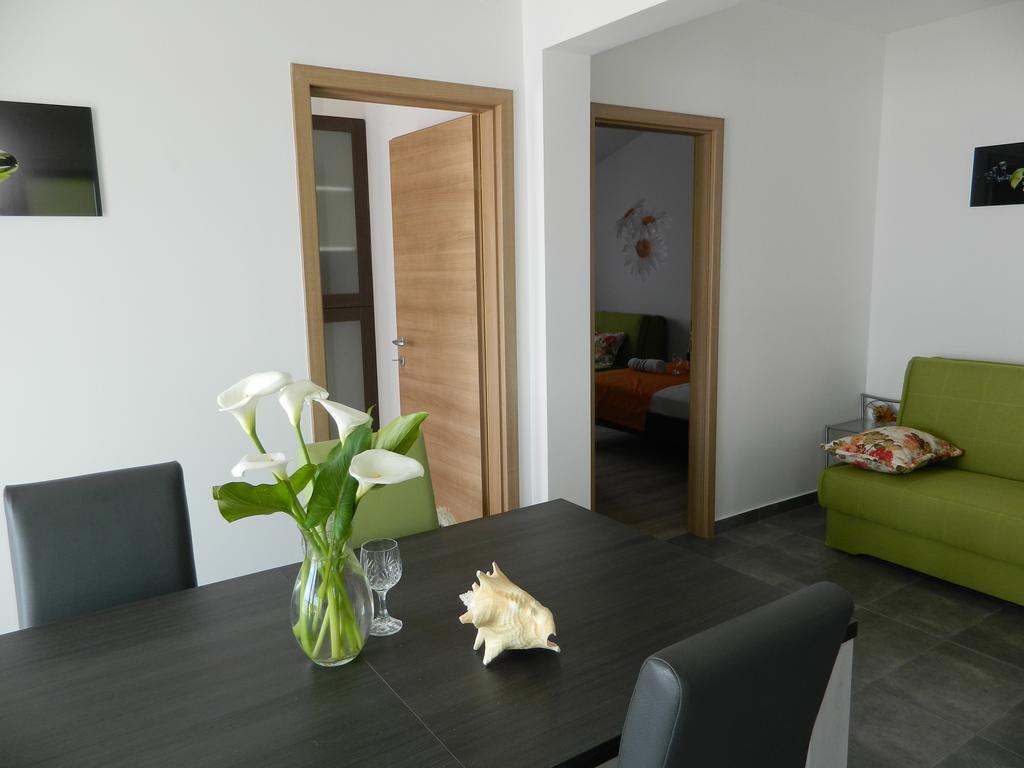 Apartmani Marinovic ポドゥゴラ エクステリア 写真