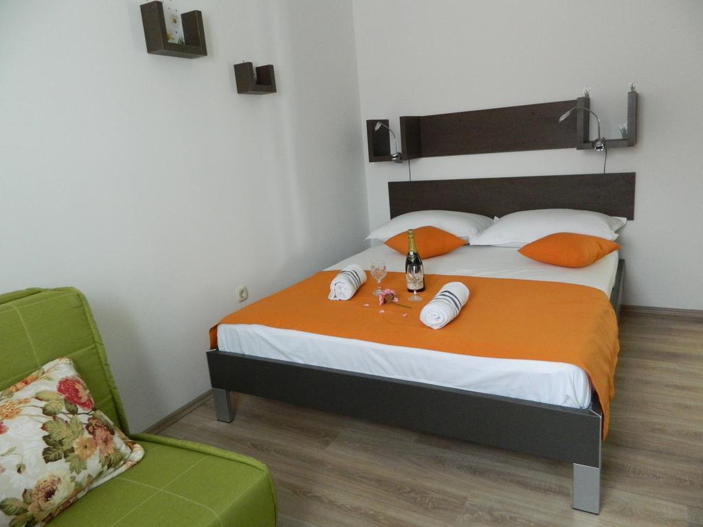 Apartmani Marinovic ポドゥゴラ エクステリア 写真