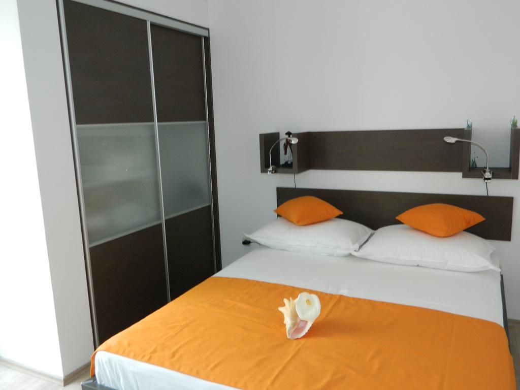 Apartmani Marinovic ポドゥゴラ エクステリア 写真