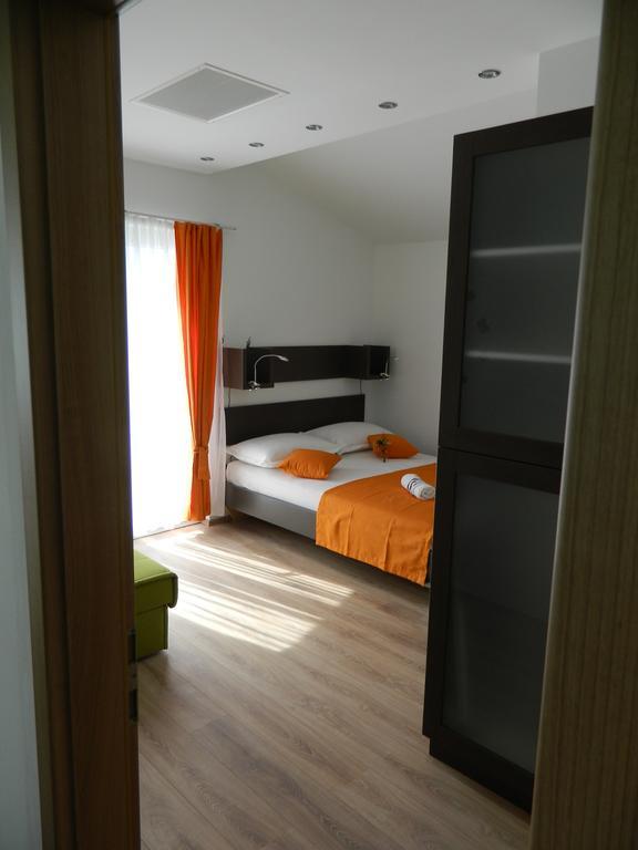 Apartmani Marinovic ポドゥゴラ エクステリア 写真