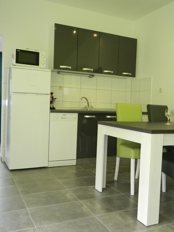 Apartmani Marinovic ポドゥゴラ エクステリア 写真