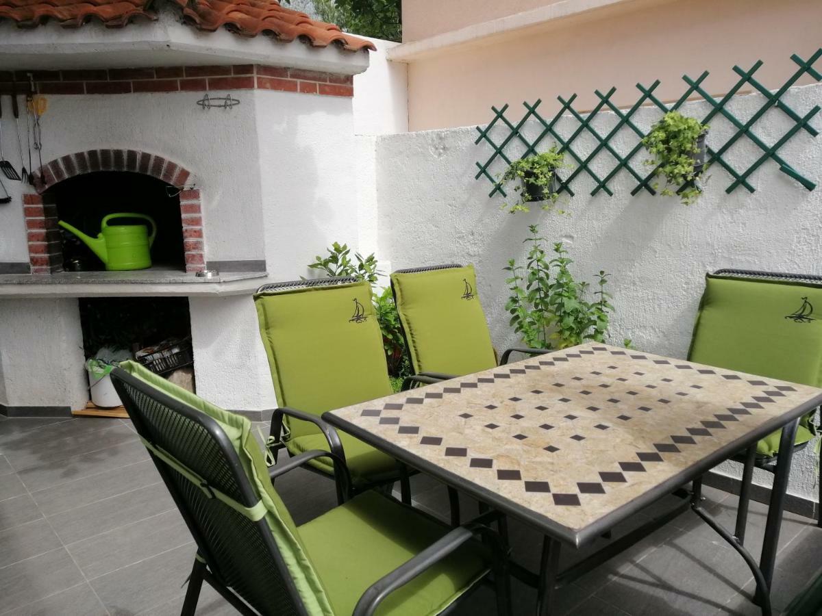 Apartmani Marinovic ポドゥゴラ エクステリア 写真