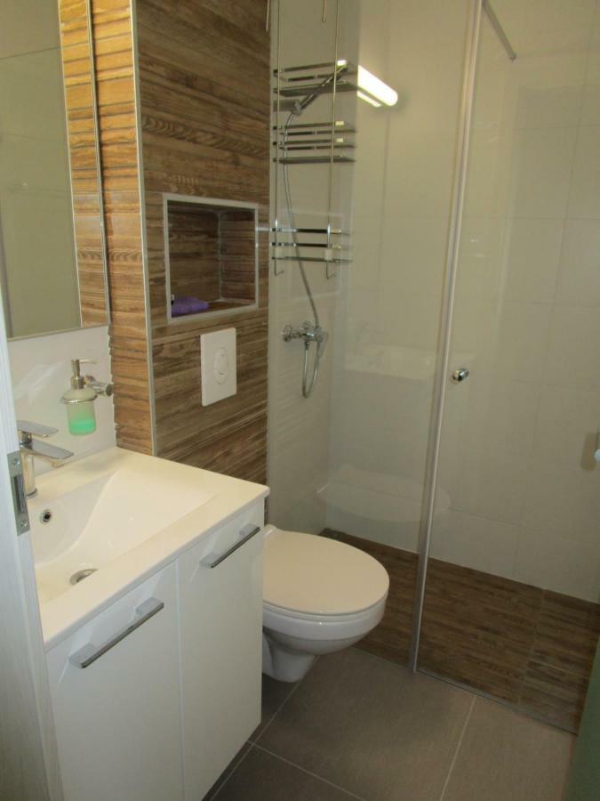 Apartmani Marinovic ポドゥゴラ エクステリア 写真