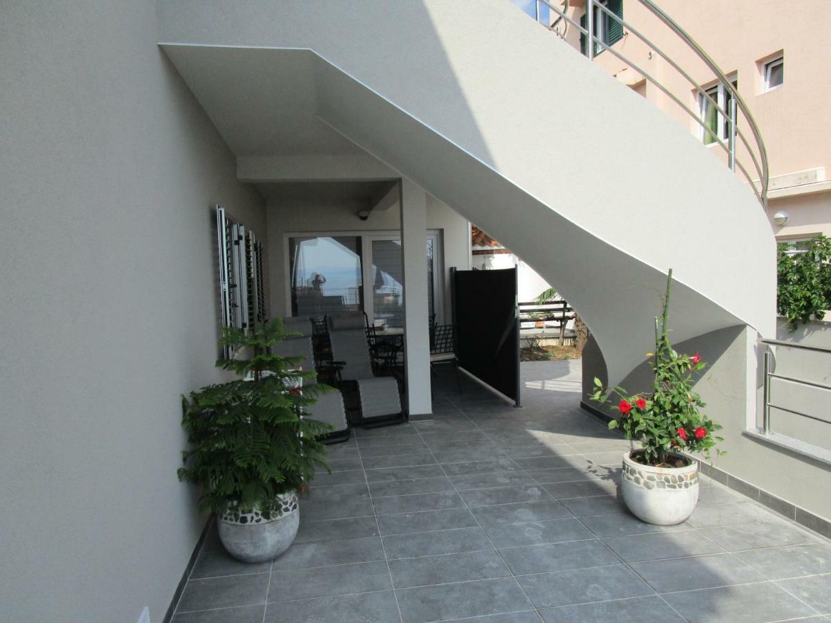 Apartmani Marinovic ポドゥゴラ エクステリア 写真