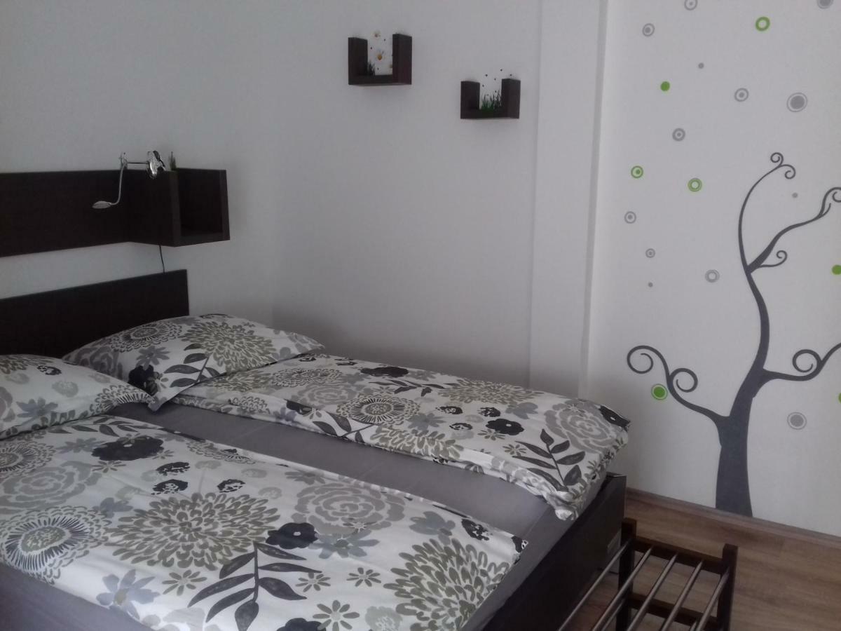 Apartmani Marinovic ポドゥゴラ エクステリア 写真